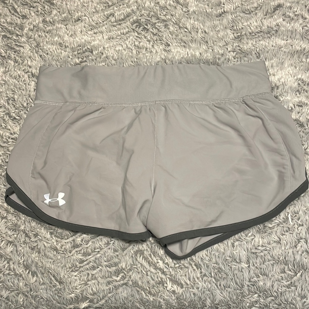 Under armour Shorts - rarely worn
